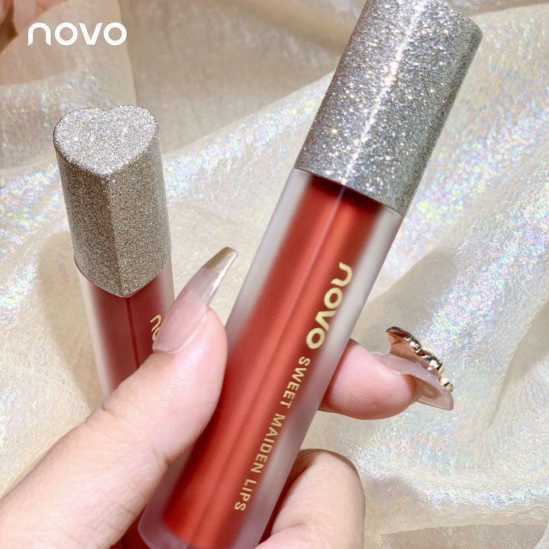 NOVO5351 Love Mist Air Lip Glaze, soft matte texture, one touch of color, waterproof, non-fading, non-stick cup