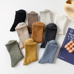 Socks for men in autumn and winter sports girdle high-cut men's socks Japanese solid color men's sweat-absorbent stockings forest black and white socks