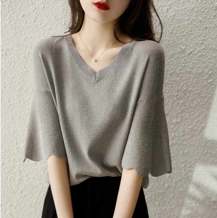 Slightly flared petal sleeves V-neck top women's summer knitted T-shirt loose short-sleeved ice silk sweater thin women's fashionable shirt