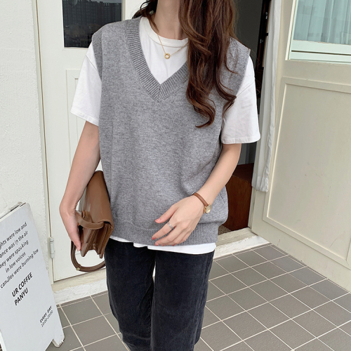 2024 spring fashion v-neck knitted vest for women layered vest top retro sweater vest