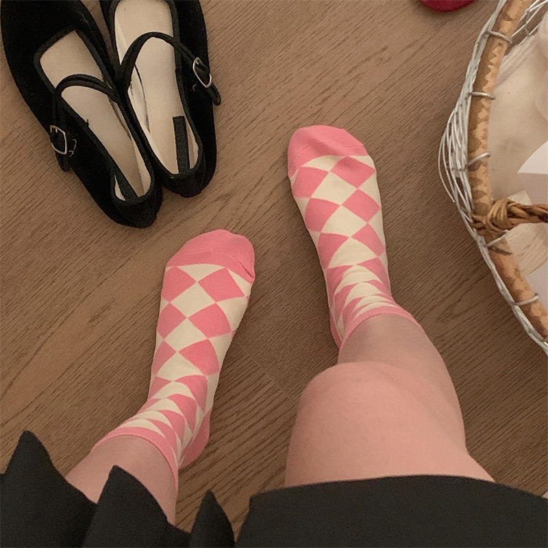 Spring and summer socks for women pink striped mid-calf cotton socks rhombus embroidered letters ins style ladies white pile socks