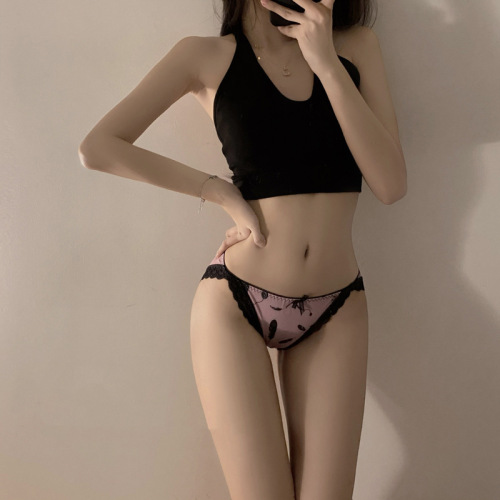 A touch of wild* Japanese sexy lace edge ice silk cute leopard print love seamless high slit briefs for women