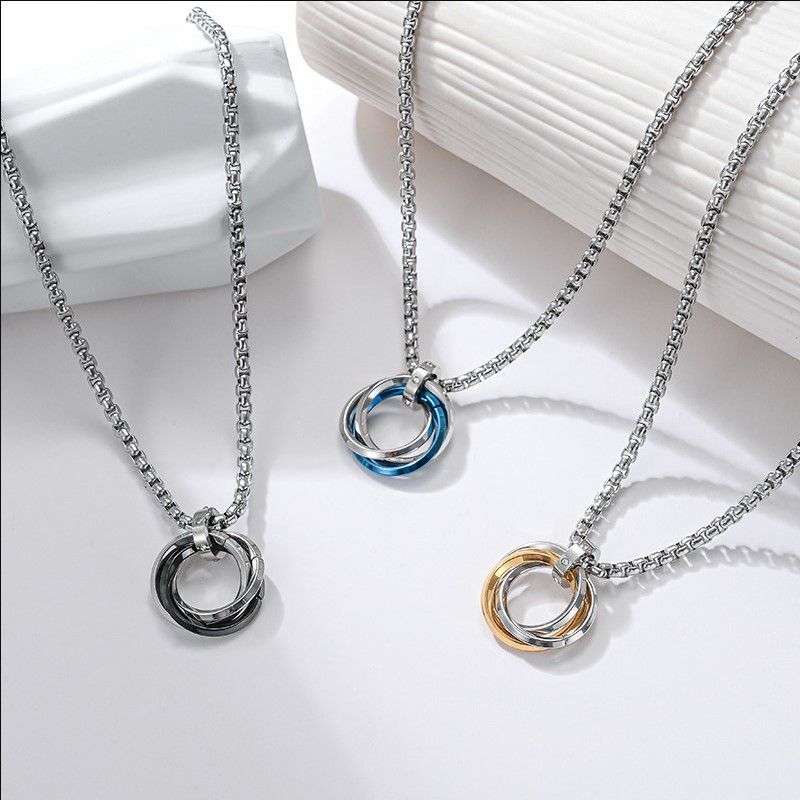 Three-ring ring, men's and women's necklace, niche design, high-end sweater chain, titanium steel chain, versatile pendant, sweatshirt accessories