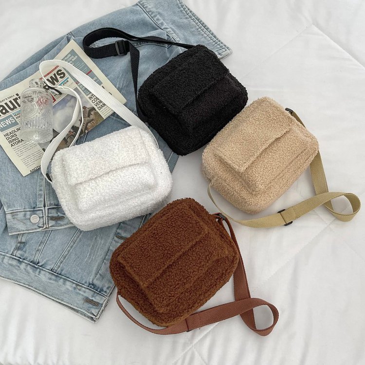 Autumn and winter plush cute little bag Japanese ins vintage style versatile casual solid color girl student crossbody bag