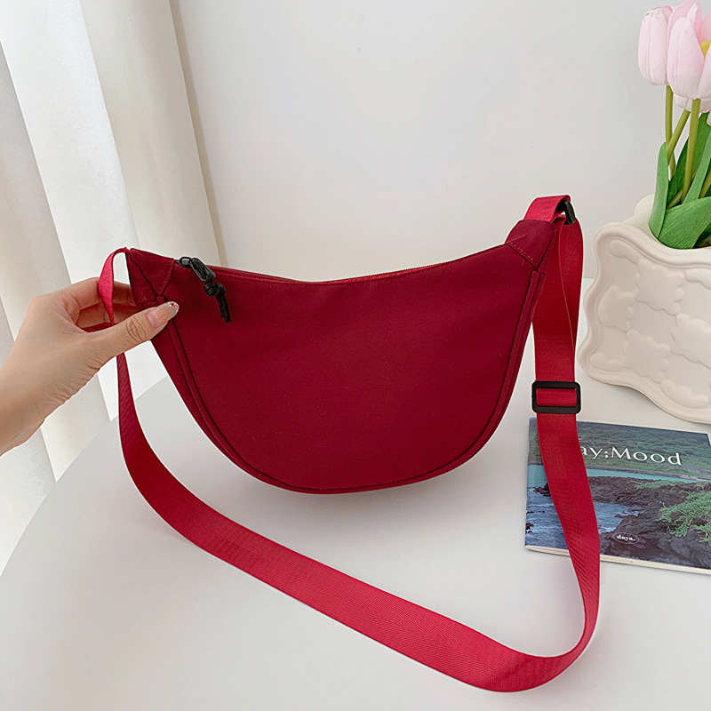 Nylon dumpling bag women's new trendy Korean version fashionable simple shoulder bag Internet celebrity large capacity crossbody waist bag