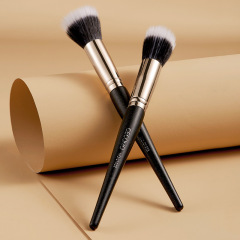 GECOMO flat-head pointillist double-layer blush brush, fiber soft bristles, easy to apply makeup and does not eat powder makeup brush beauty tool