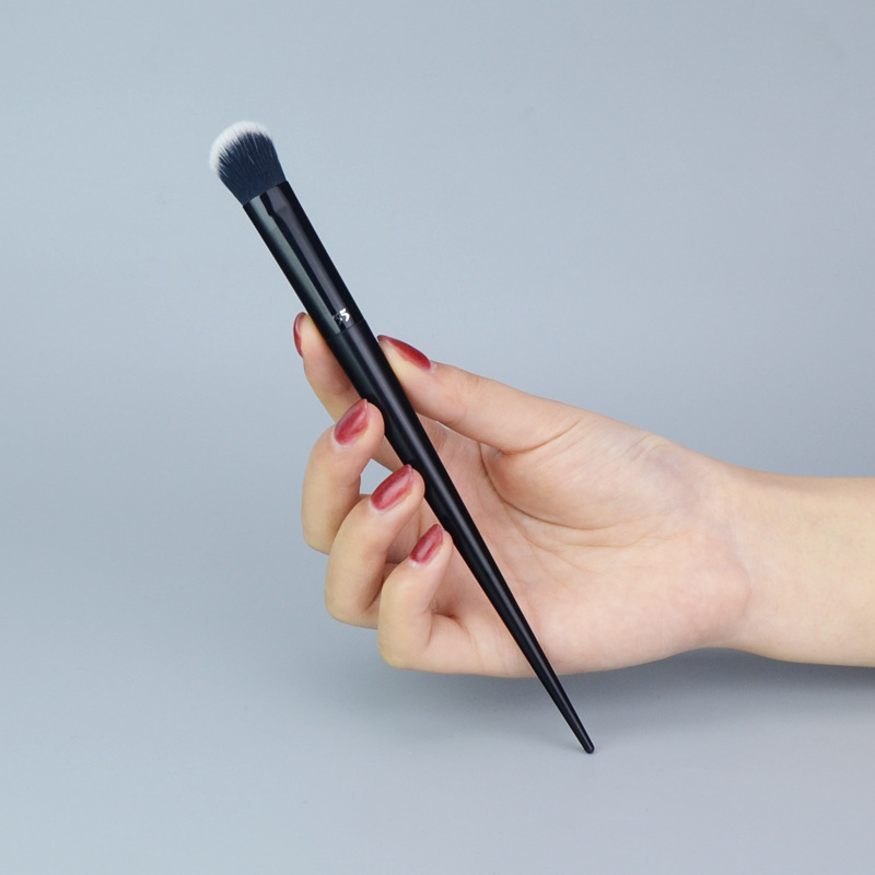 KVD Big Face No. 35 Slope Concealer Brush Nose Shadow Brush Hairline Contouring Brush Highlight Brush Cangzhou Makeup Brush