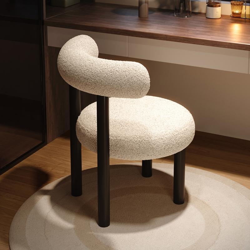Makeup chair for girls' bedroom, modern dresser chair, dining chair, high-end Internet celebrity chubby chair, master bedroom nail art and makeup stool