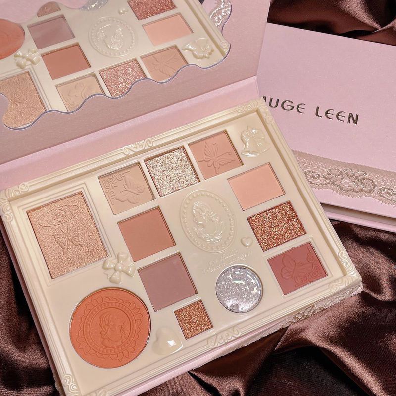MUGE LEEN Lace Book Eyeshadow Palette Pearlescent Sequin Highlight Blush All-in-one 12 Color Daily Eyeshadow Palette