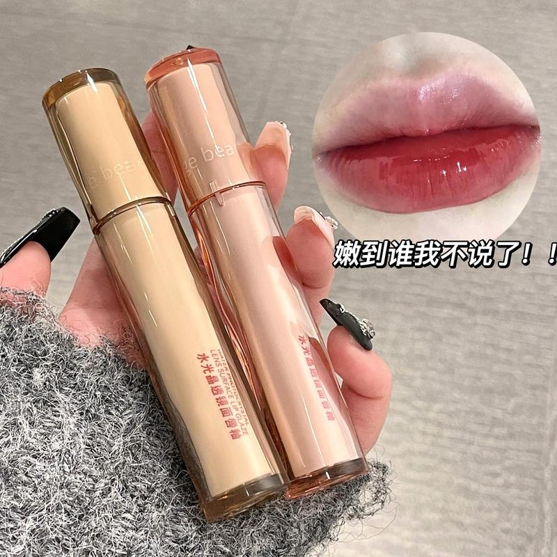 Gege Bear Gege Bear Aqua Crystal Lens Lip Glaze is moisturizing, quick-drying, film-forming, waterproof and non-fading