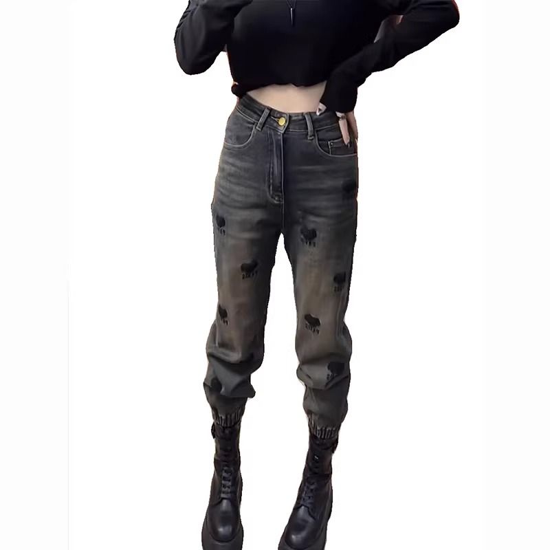 Large size velvet thickened jeans for women 2023 new pear-shaped body slimming warm retro harem carrot pants