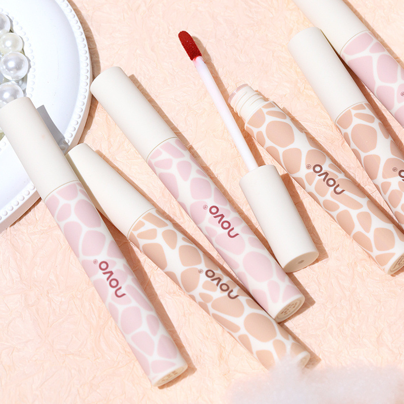 NOVO5762 water mist lip gauze lip glaze matte matte waterproof non-fading non-stick cup gentle daily whitening without makeup