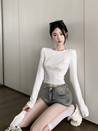 - Thread 230g - White see-through effect short long-sleeved T-shirt American street style top with missing lower body