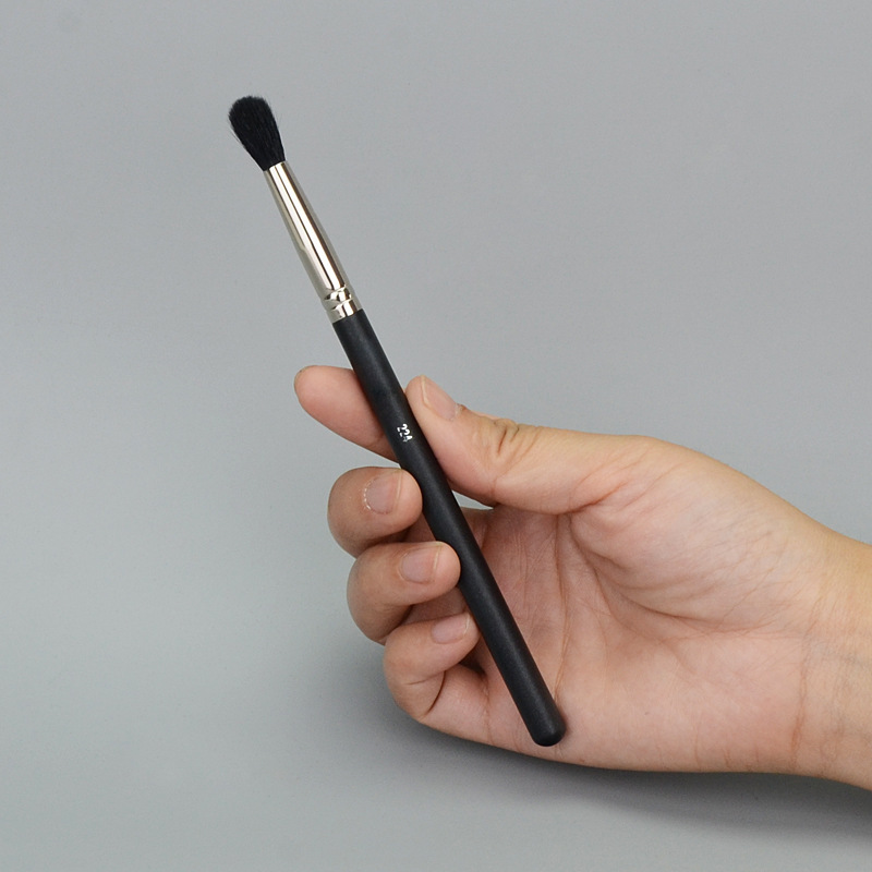 M224 flame smudge brush eye shadow nose shadow brush animal wool beauty tool Cangzhou Qingxian pure white makeup brush