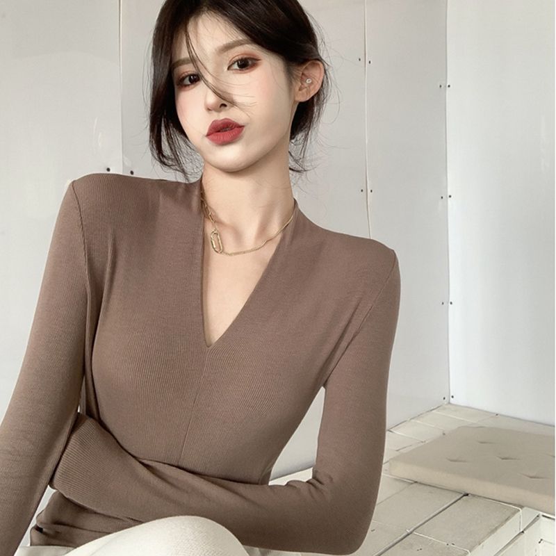 V-neck slim bottoming shirt for women in autumn and winter low-necked long-sleeved T-shirt with hot girl versatile solid color simple tight top