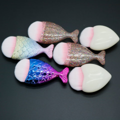 Nail Art Dust Brush Big Head Fish Foundation Brush Mermaid Tail Fish Scale Blush Brush Fat Head Fish Brush Multi-Color Portable Brush