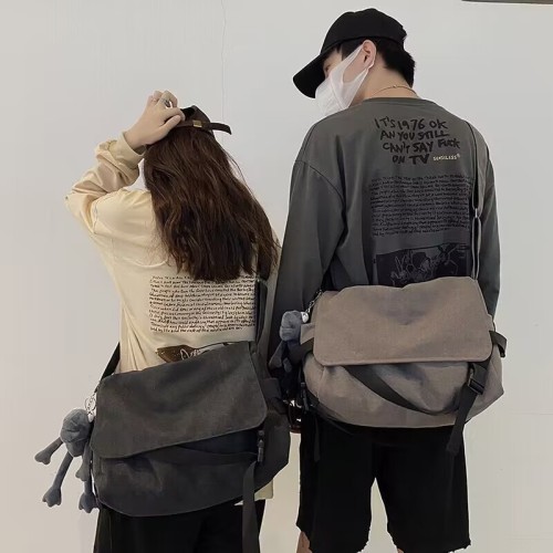 Korean version of simple retro ins trendy cool canvas bag for men and women trendy single shoulder crossbody bag new handbag