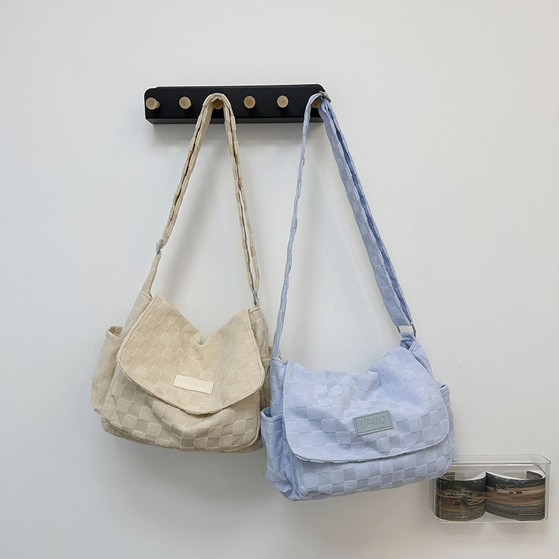 Japanese ins new versatile crossbody bag for female students commuting to class, shoulder messenger bag, simple large capacity bag