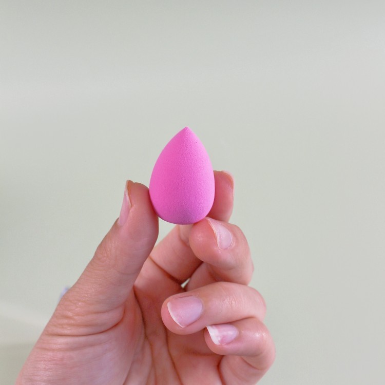 Mini beauty egg 20*30 non-latex gourd water drop oblique cut powder puff makeup egg makeup tool