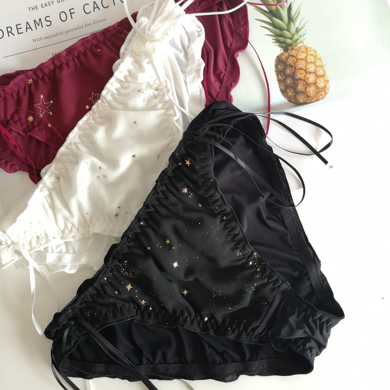 Japanese new ice silk underwear female star mid-waist ladies hip-covering underwear anime two-dimensional Q1801