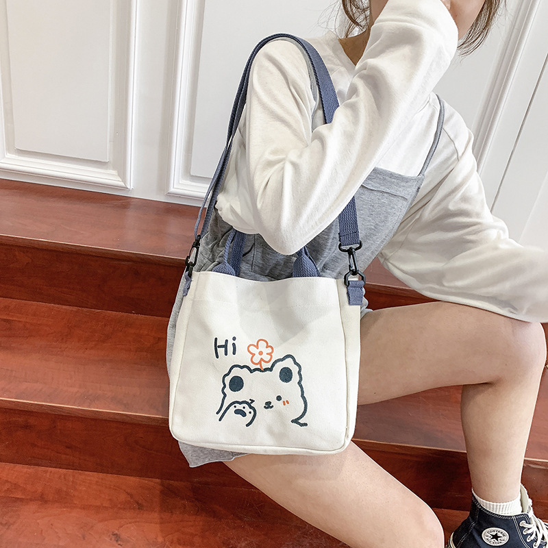 New canvas printed bear student tutoring shoulder bag large capacity soft girl shopping portable crossbody bag