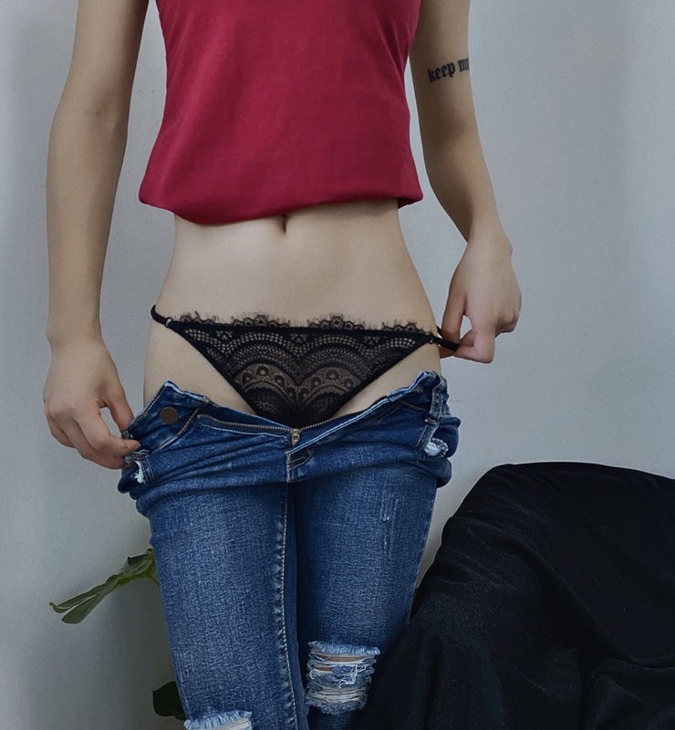 Eyelash T-string Sexy Hot One Thread Lace Edge Glossy Ice Silk Face European Beauty T-Pants Thin
