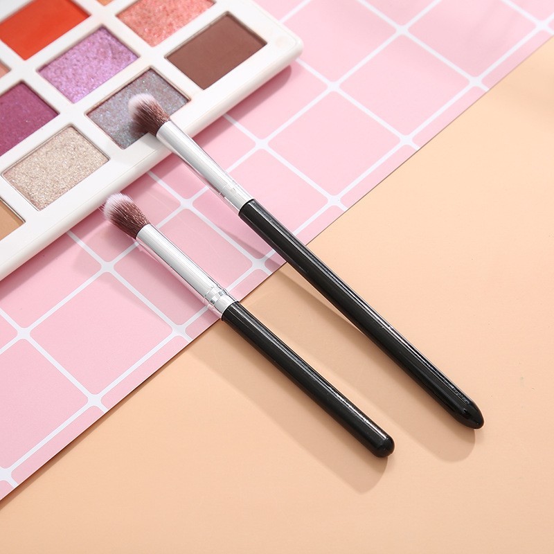 New single nose shadow brush portable plastic handle makeup brush soft fiber hair highlight brush