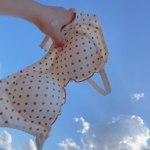 New style girl's polka-dot high school students' tube top underwear without rims gathering anti-sagging pure desire thin bra
