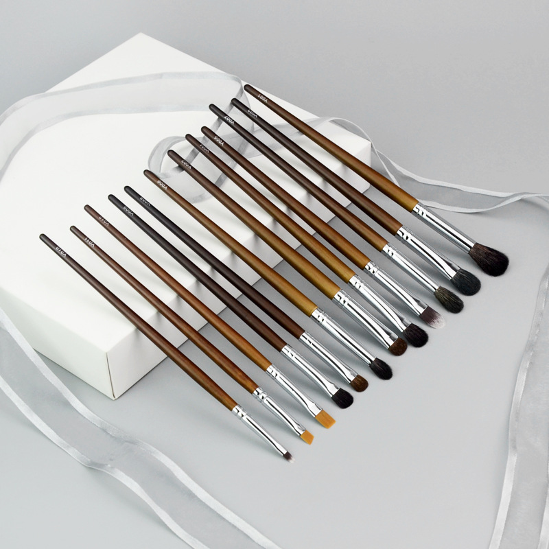Eye makeup eye shadow brush blending nose shadow brush eyebrow brush concealer brush wool animal hair Qing County pure white Cangzhou makeup brush