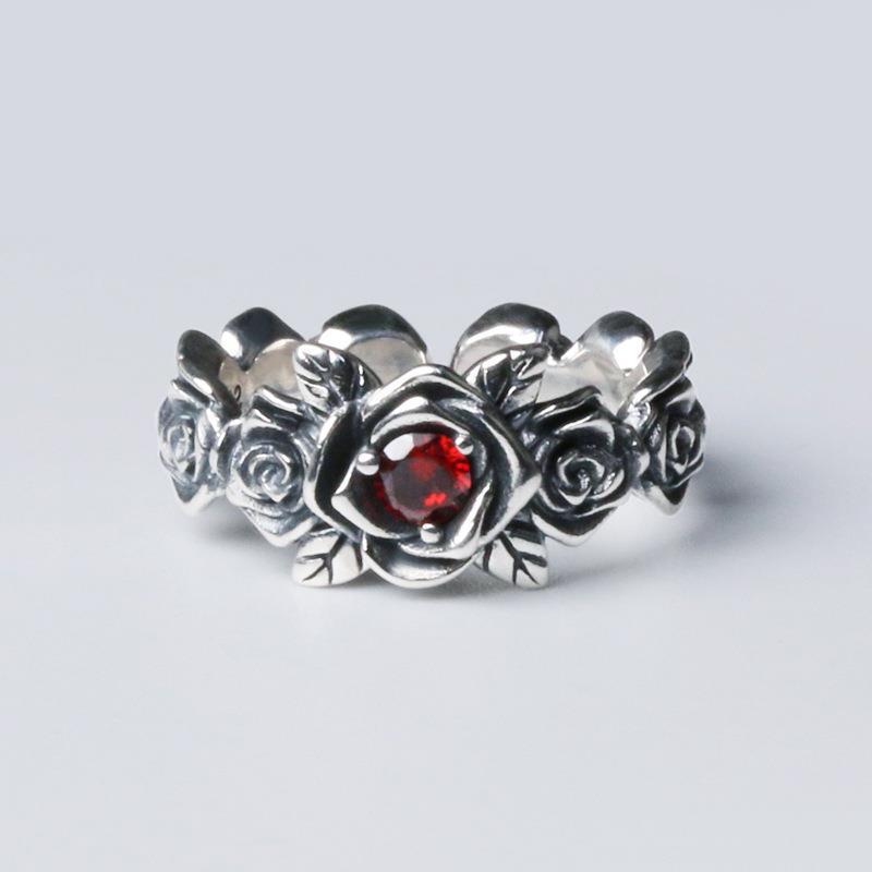 Personalized men's and women's 925 Thai silver rings for couples, silver jewelry, rose jewelry, European and American Gothic niche design