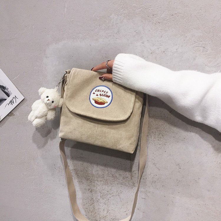 2020 new autumn and winter Japanese vintage style cute student corduroy small shoulder bag Korean version versatile and stylish shoulder bag