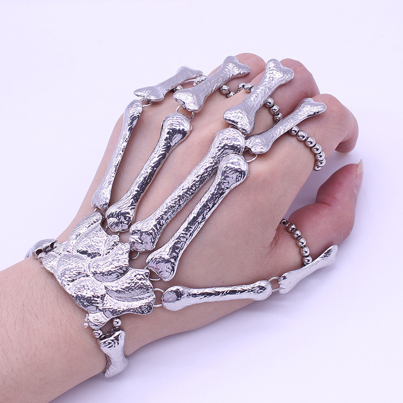 Halloween accessories European and American exaggerated metal skeleton skull bracelet ghost claw mitten bracelet pearl style