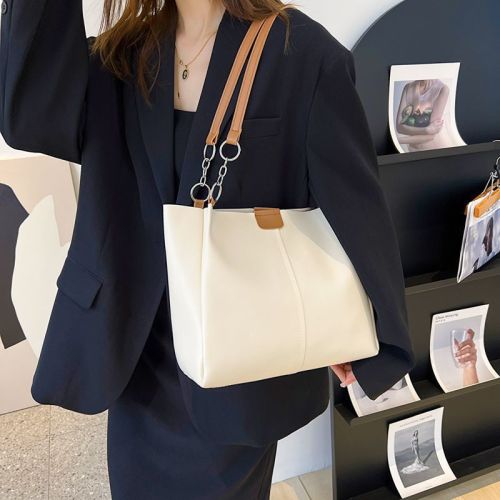 Commuting Large Capacity Bag Women's Autumn 2024 New College Student Class Shoulder Bag Hand Shopping Bag Tote Bag