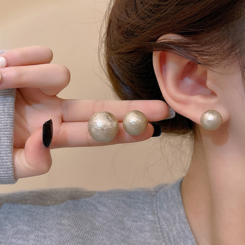 Kuangbiao sister-in-law Chen Shuting's same style S925 silver needle large pearl earrings for women retro French style marshmallow earrings