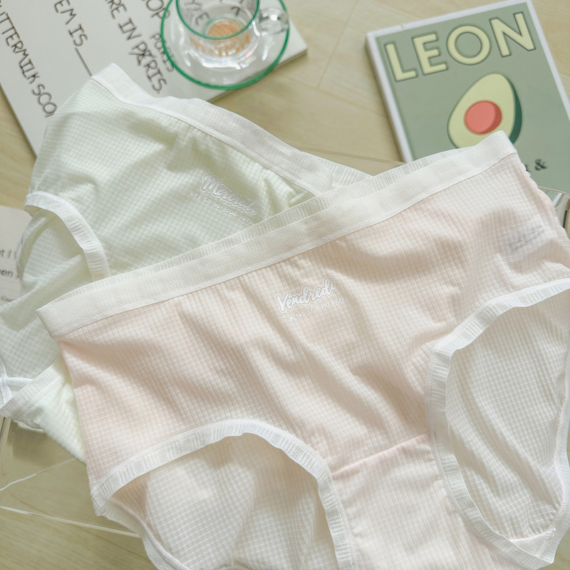509 Waffle Ice Silk Girl Mid-waist Underwear Cream Color Cute Fresh Breathable Seamless Women's Briefs