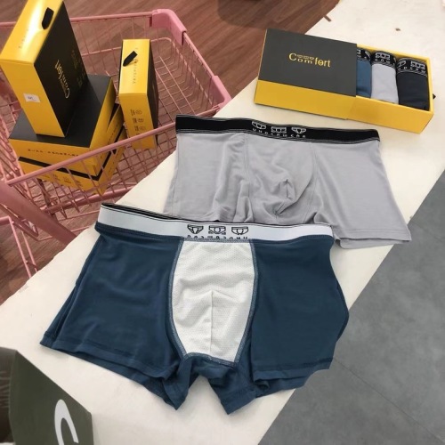 Three pairs of boxed Modal 60-count cotton underwear men's boxer briefs quantum comfort seamless loose boxer briefs for men