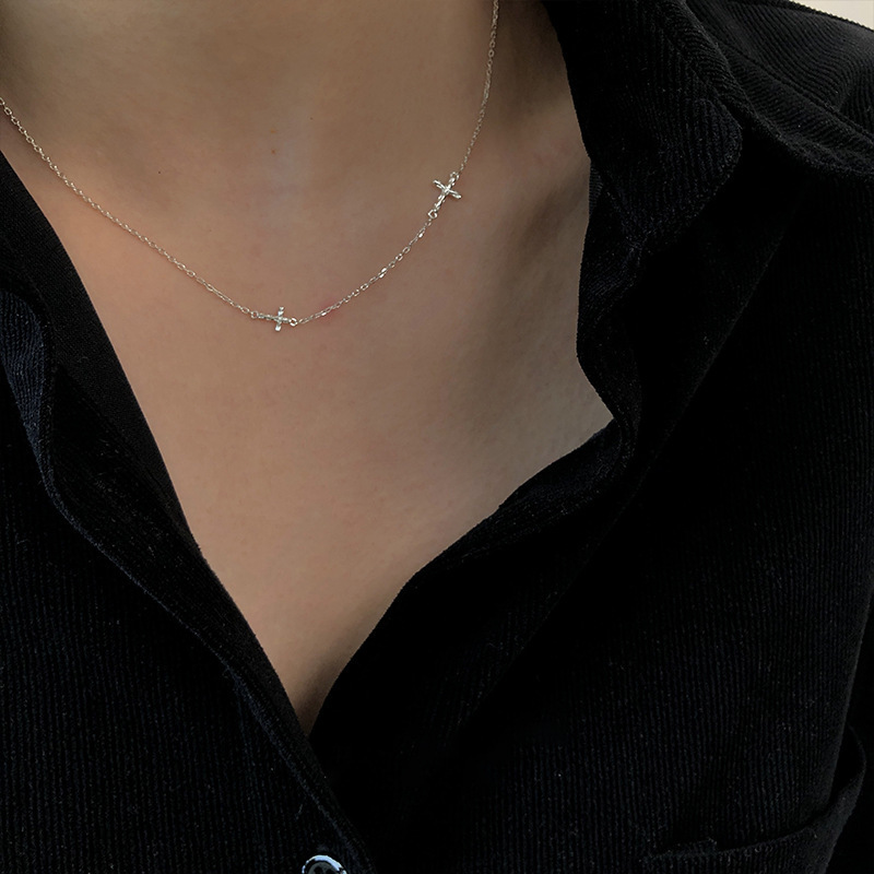 925 sterling silver mini cross fashion temperament necklace personalized clavicle chain ins female versatile niche design sense