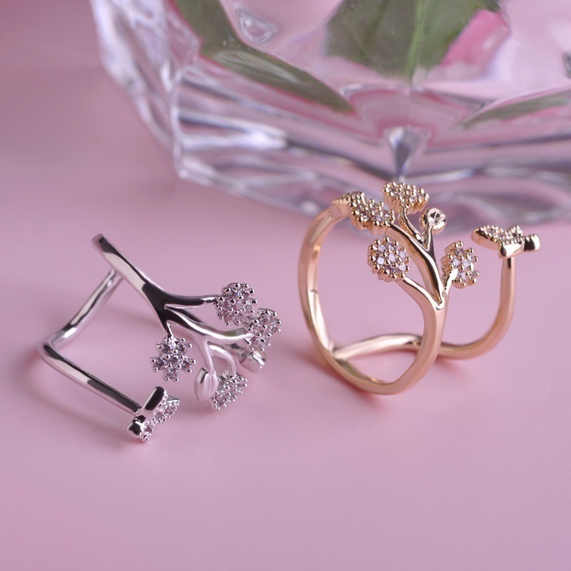 Butterfly, leaf, flower and diamond ring, creative and novel ring for women