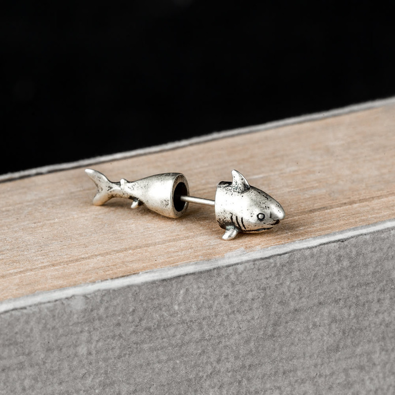 Dark Dream Dark Night S925 sterling silver shark earrings small animal retro jewelry