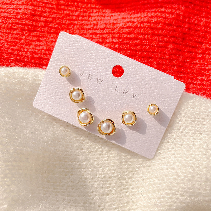 Korean temperament mini small pearl earrings high-end retro set earrings S925 silver needle earrings
