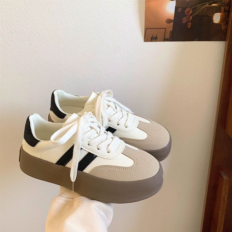 Thick-soled moral training shoes for women 2023 autumn new versatile big-head hot style Internet celebrity student casual sneakers