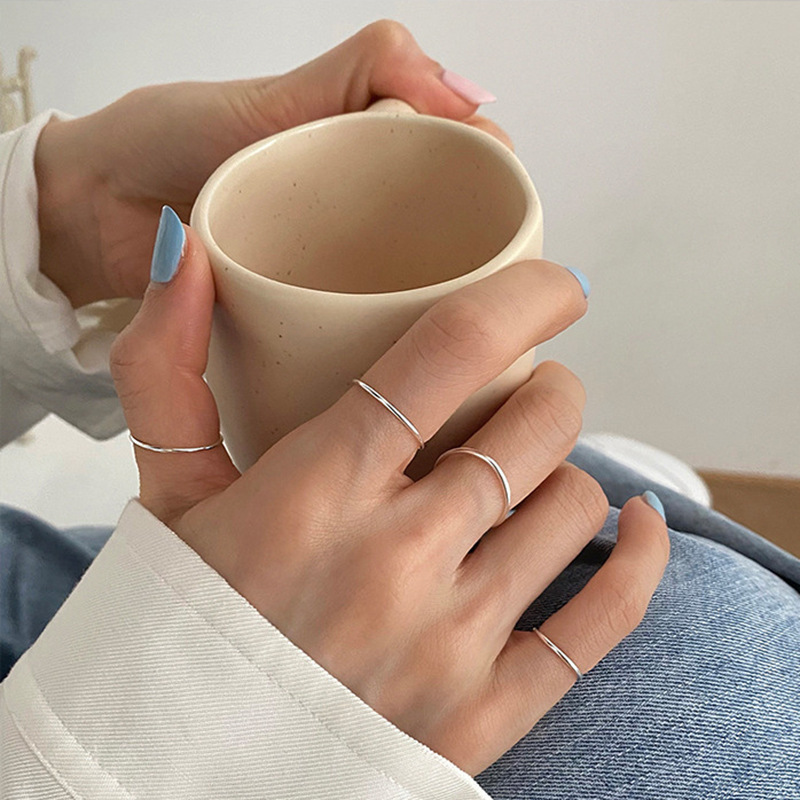 Dongdaemun, South Korea, single-circle thin ring for women, minimalist niche design, fashionable, simple, versatile and high-end ring