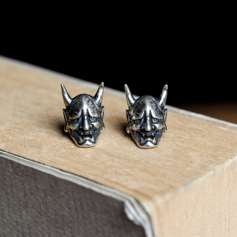 Dark Dream s925 retro old sterling silver earrings creative skull prajna earrings
