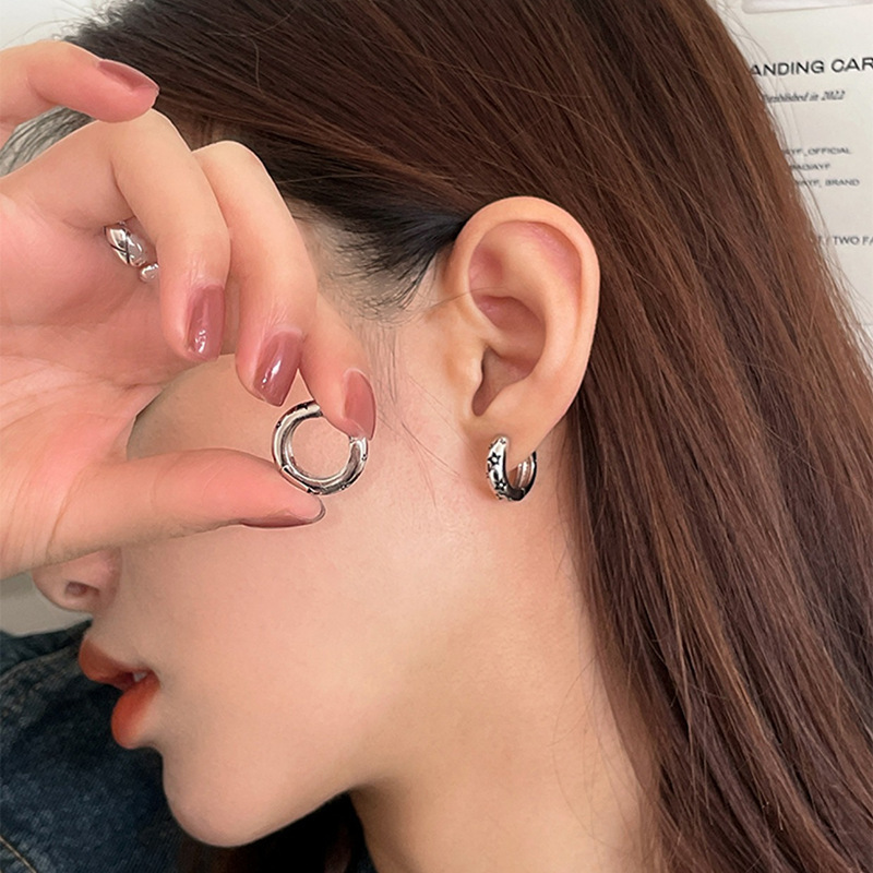 Niche design sense, high-end star 925 sterling silver needle earrings, fashionable and personalized American retro versatile earrings trend