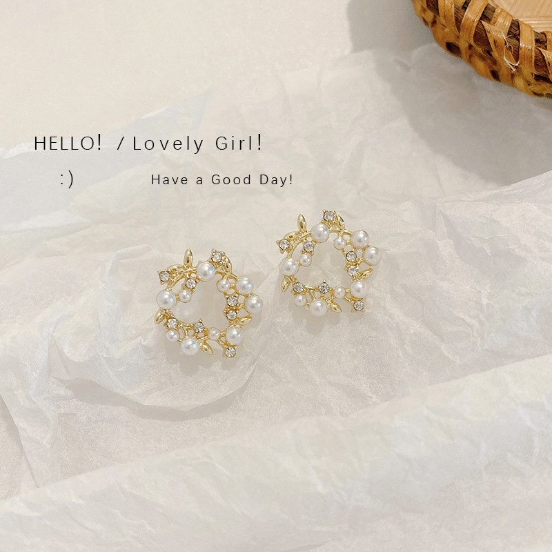 Korean forest style fresh S925 silver needle earrings pearl inlaid diamond earrings for women circle small flowers super fairy earrings
