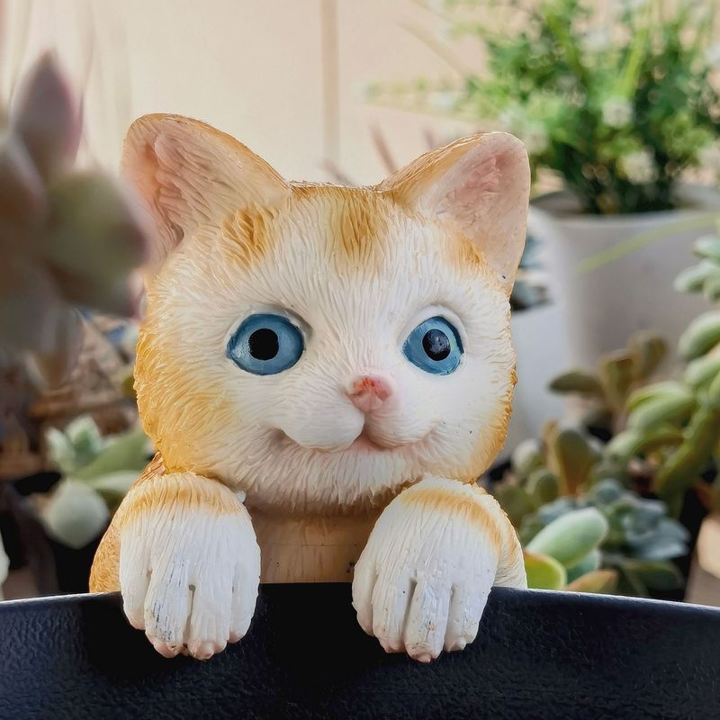 Resin ornaments decoration creative cartoon small animals fish tank landscaping cat hanging basin climbing tank flower gardening desktop bonsai
