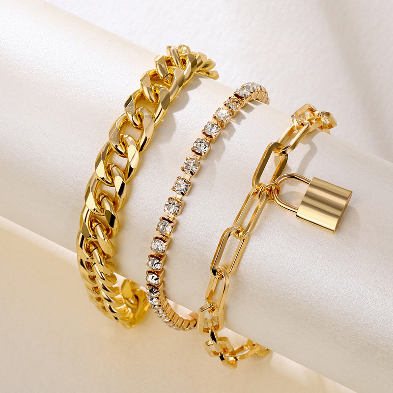 European and American alloy jewelry, retro lock-shaped mixed and matched diamond chain bracelet set of 4 pieces