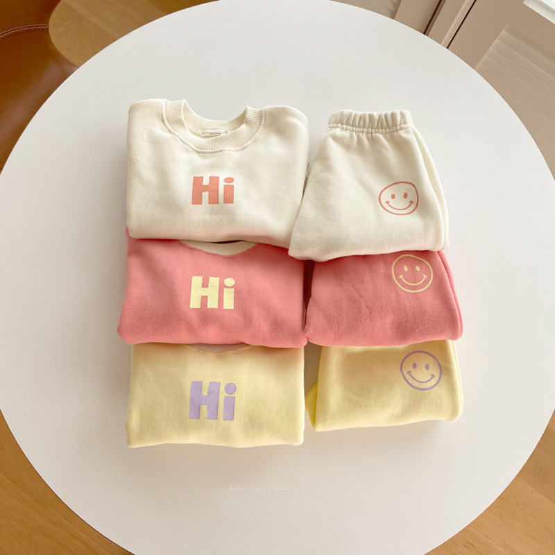 Korean style children's suit, infant and toddler spring and autumn casual sweatshirt, cartoon letter smiley face, cuffed sweatpants two-piece set