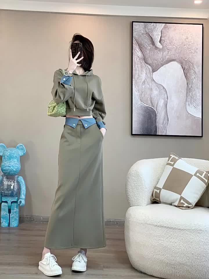 High-end casual sports suit for women, autumn design, sweatshirt, skirt, two-piece set, Korean style