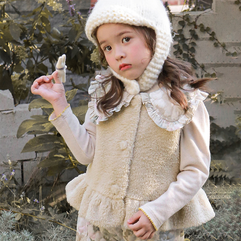 2024 Winter Strawberry Shan Korean Children's Clothing Children's Girls Fashionable Printed Lapel Plush Short Vest